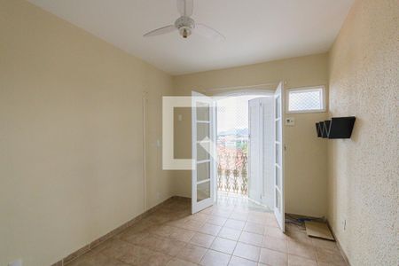 Casa de condomínio à venda com 350m², 4 quartos e 4 vagas Casa de condomínio à venda com 350m², 4 quartos e 4 vagasQuarto 2