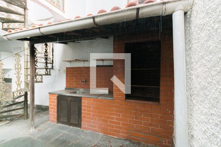 Casa de condomínio à venda com 350m², 4 quartos e 4 vagas Casa de condomínio à venda com 350m², 4 quartos e 4 vagasChurrasqueira