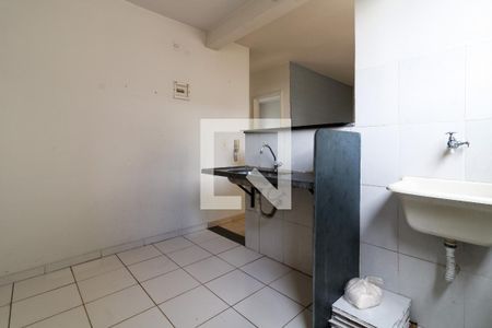Apartamento à venda com 47m², 2 quartos e 1 vaga Apartamento à venda com 47m², 2 quartos e 1 vagaCozinha e Área de Serviço