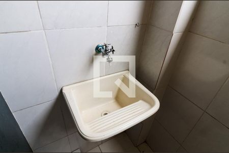 Apartamento à venda com 47m², 2 quartos e 1 vaga Apartamento à venda com 47m², 2 quartos e 1 vagaCozinha e Área de Serviço