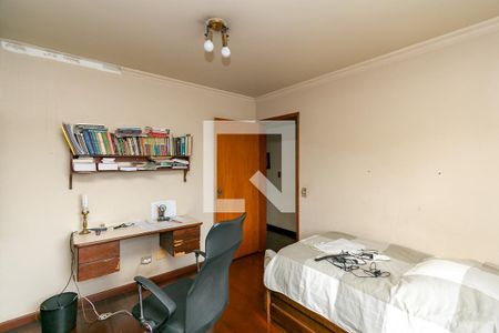 Apartamento à venda com 198m², 3 quartos e 4 vagasQuarto 2