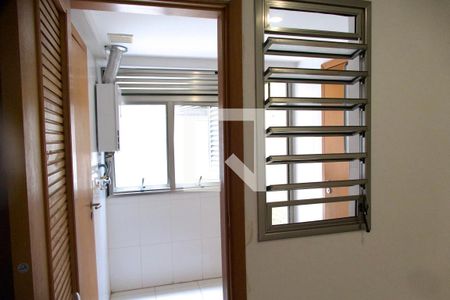 Apartamento à venda com 200m², 4 quartos e 2 vagasQuarto serviço 