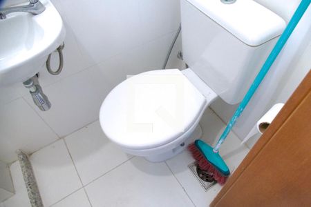 Apartamento à venda com 200m², 4 quartos e 2 vagasBanheiro serviço 