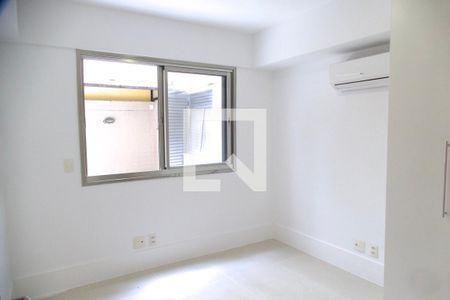 Apartamento à venda com 200m², 4 quartos e 2 vagasSuíte 3