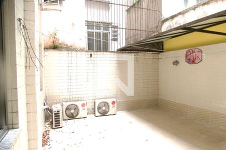 Apartamento à venda com 200m², 4 quartos e 2 vagasÁrea serviço aberta 