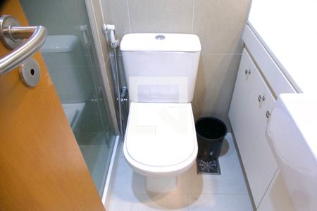 Apartamento à venda com 200m², 4 quartos e 2 vagasSuíte banheiro 