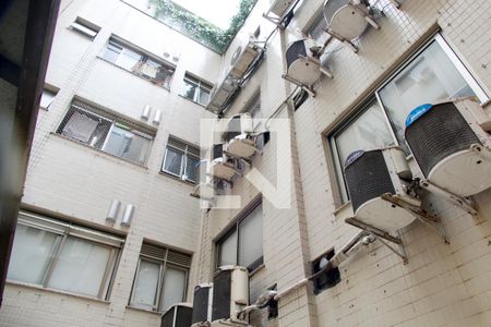 Apartamento à venda com 200m², 4 quartos e 2 vagasÁrea serviço aberta vista 