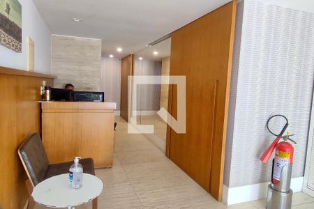 Apartamento à venda com 200m², 4 quartos e 2 vagasPortaria 