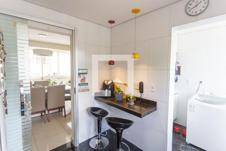 Apartamento à venda com 154m², 3 quartos e 2 vagasCozinha