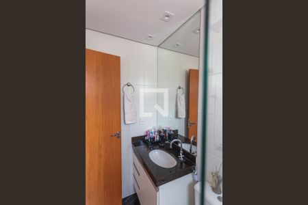 Apartamento à venda com 154m², 3 quartos e 2 vagasBanheiro da Suíte