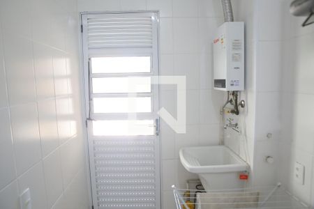 Apartamento para alugar com 75m², 3 quartos e 1 vagaÁrea de Serviço