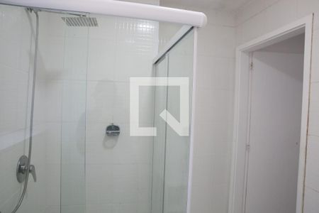 Banheiro de apartamento para alugar com 3 quartos, 75m² em Ocian, Praia Grande