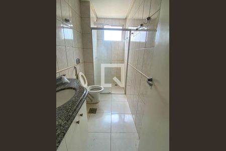Banheiro Social de apartamento para alugar com 2 quartos, 52m² em Parque Amazônia, Goiânia