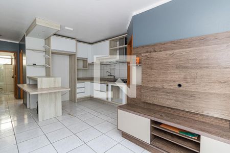 Sala/Cozinha de apartamento para alugar com 1 quarto, 48m² em Jardim do Salso, Porto Alegre
