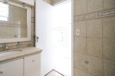 Casa à venda com 150m², 2 quartos e 2 vagas Casa à venda com 150m², 2 quartos e 2 vagasBanheiro 1