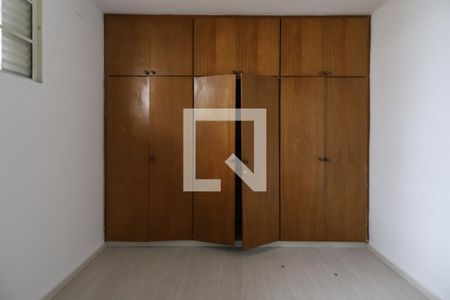 Quarto 1 de casa à venda com 2 quartos, 150m² em Itaim Bibi, São Paulo