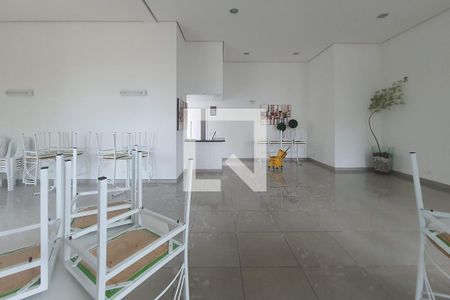 Apartamento para alugar com 58m², 2 quartos e 1 vaga Apartamento para alugar com 58m², 2 quartos e 1 vagaÁrea comum - Salão de festas