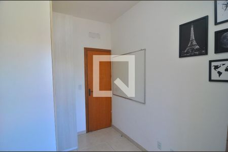 Quarto  de casa à venda com 2 quartos, 51m² em Olaria, Canoas