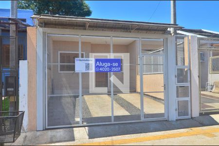 Casa à venda com 51m², 2 quartos e 1 vagaFachada