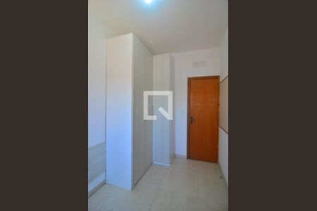 Quarto  de casa à venda com 2 quartos, 51m² em Olaria, Canoas