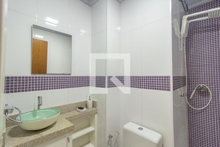 Casa de condomínio para alugar com 59m², 2 quartos e 1 vaga Casa de condomínio para alugar com 59m², 2 quartos e 1 vagaBanheiro