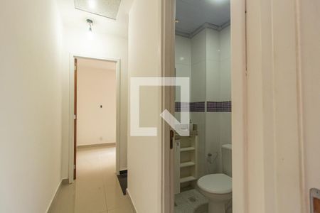 Corredor de casa de condomínio para alugar com 2 quartos, 59m² em Campo Grande, Rio de Janeiro
