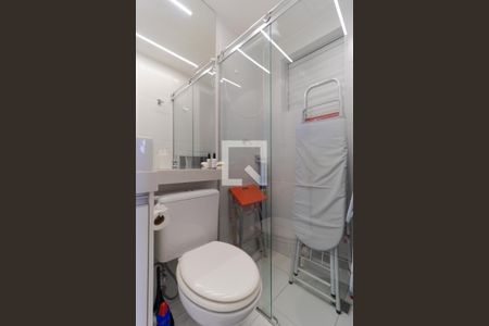 Apartamento à venda com 52m², 2 quartos e 1 vaga Apartamento à venda com 52m², 2 quartos e 1 vagaBanheiro