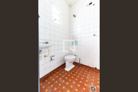 Casa à venda com 340m², 3 quartos e 1 vagaCasa 2 - Banheiro