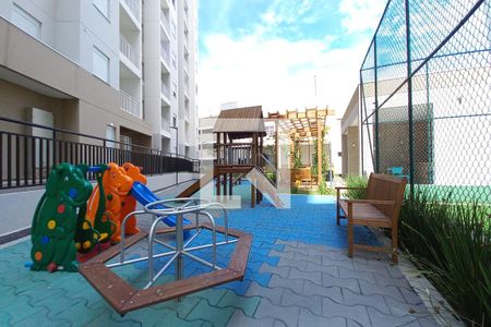 Apartamento para alugar com 42m², 2 quartos e 1 vaga Apartamento para alugar com 42m², 2 quartos e 1 vagaÁrea Comum - Playground