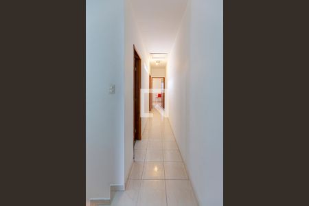 Corredor Dormitórios de casa para alugar com 3 quartos, 112m² em Jardim Bom Pastor, Santo André
