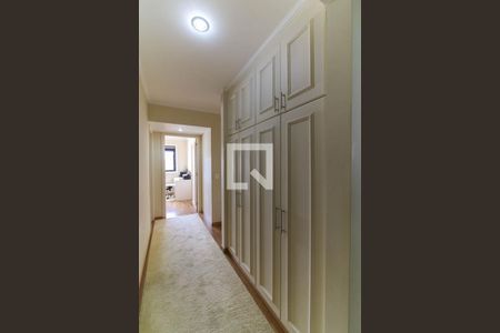 Apartamento à venda com 200m², 3 quartos e 3 vagas Apartamento à venda com 200m², 3 quartos e 3 vagasCorredor