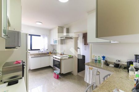 Apartamento à venda com 200m², 3 quartos e 3 vagas Apartamento à venda com 200m², 3 quartos e 3 vagasCozinha