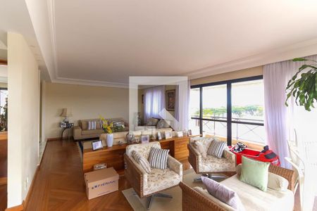 Sala de apartamento à venda com 3 quartos, 200m² em Vila Progredior, São Paulo