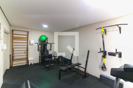 Apartamento à venda com 200m², 3 quartos e 3 vagas Apartamento à venda com 200m², 3 quartos e 3 vagasÁrea comum - Academia