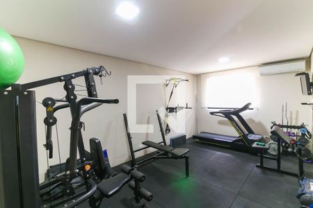 Apartamento à venda com 200m², 3 quartos e 3 vagas Apartamento à venda com 200m², 3 quartos e 3 vagasÁrea comum - Academia