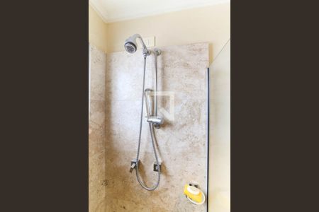 Apartamento à venda com 200m², 3 quartos e 3 vagas Apartamento à venda com 200m², 3 quartos e 3 vagasBanheiro da Suíte 1