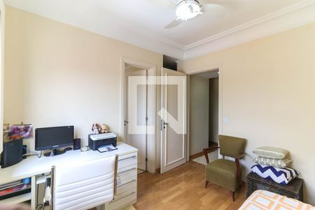 Apartamento à venda com 200m², 3 quartos e 3 vagas Apartamento à venda com 200m², 3 quartos e 3 vagasQuarto 1