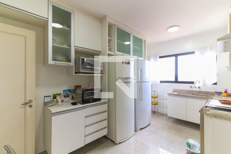 Apartamento à venda com 200m², 3 quartos e 3 vagas Apartamento à venda com 200m², 3 quartos e 3 vagasCozinha