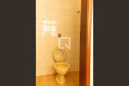 Apartamento para alugar com 95m², 3 quartos e 1 vagaÁrea de Serviço - Banheiro