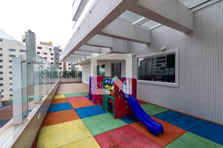 Apartamento para alugar com 167m², 3 quartos e 2 vagas Apartamento para alugar com 167m², 3 quartos e 2 vagasÁrea cÁrea comum - playgroundomum - playground