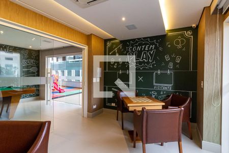Apartamento para alugar com 167m², 3 quartos e 2 vagas Apartamento para alugar com 167m², 3 quartos e 2 vagasÁrea comum - salão de jogos adulto