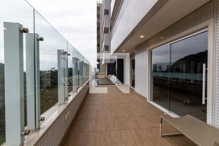 Apartamento para alugar com 167m², 3 quartos e 2 vagas Apartamento para alugar com 167m², 3 quartos e 2 vagasÁrea comum - piscina