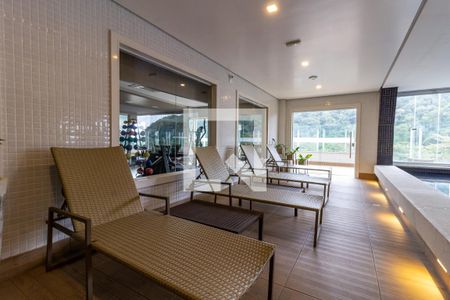 Apartamento para alugar com 167m², 3 quartos e 2 vagas Apartamento para alugar com 167m², 3 quartos e 2 vagasÁrea comum - piscina