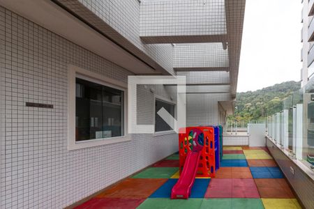 Apartamento para alugar com 167m², 3 quartos e 2 vagas Apartamento para alugar com 167m², 3 quartos e 2 vagasÁrea comum - playground