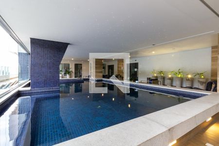 Apartamento para alugar com 167m², 3 quartos e 2 vagas Apartamento para alugar com 167m², 3 quartos e 2 vagasÁrea comum - piscina