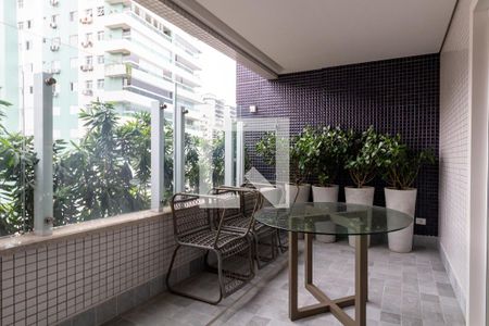 Apartamento para alugar com 167m², 3 quartos e 2 vagas Apartamento para alugar com 167m², 3 quartos e 2 vagasÁrea comum - churrasqueira