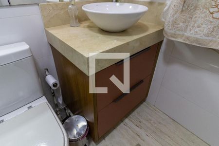 Apartamento para alugar com 167m², 3 quartos e 2 vagas Apartamento para alugar com 167m², 3 quartos e 2 vagasDetalhe do banheiro da suíte 1