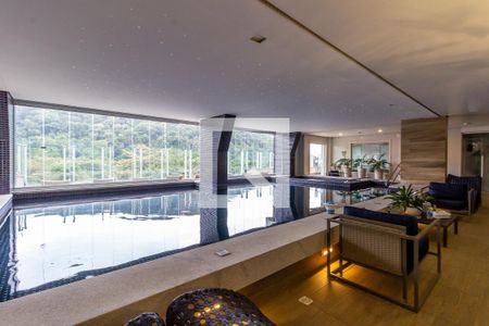 Apartamento para alugar com 167m², 3 quartos e 2 vagas Apartamento para alugar com 167m², 3 quartos e 2 vagasÁrea comum - piscina