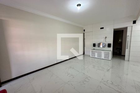 Sala de casa de condomínio à venda com 3 quartos, 153m² em Anil, Rio de Janeiro