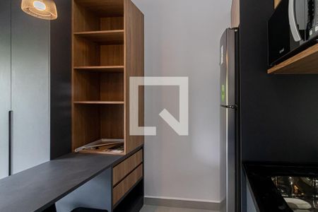 Cozinha de apartamento para alugar com 1 quarto, 33m² em Perdizes, São Paulo